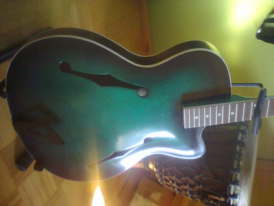 gitara3.jpg