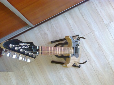 dębowa gitara 6 oak guitar.jpg