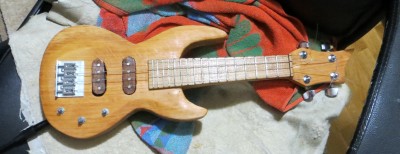 Elektryczne ukulele zagłady